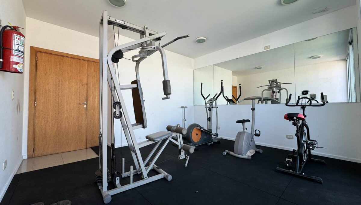 Gym 1-2
